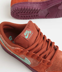 Nike SB Dunk Low Pro Premium Shoes - Mystic Red / Emerald Rise - Rugged Orange thumbnail