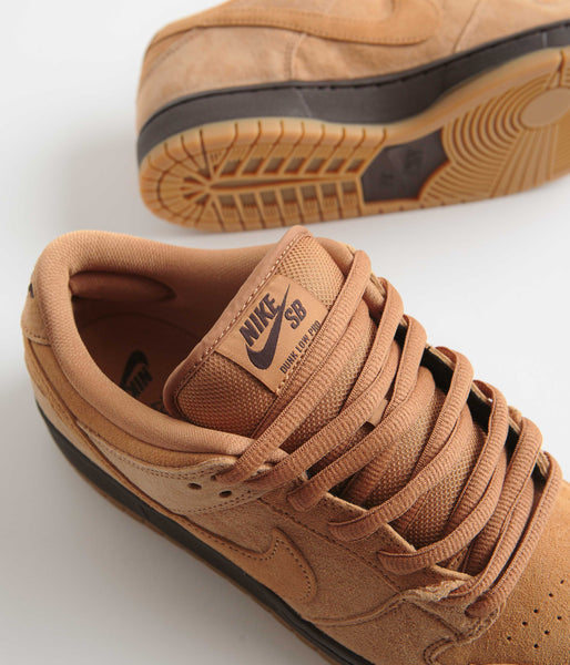 靴 NIKE SB DUNK LOW PRO Wheat Brown nike-sb-dunk-low-pro-wheat-