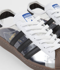 Adidas Superstar 80's 'Blondey' Shoes - White / Core Black / Gum thumbnail