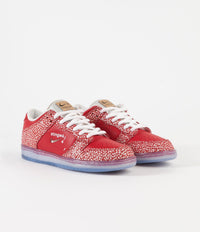 Nike SB x Stingwater Dunk Low OG Shoes - Chile Red / Clear - White - Sail thumbnail