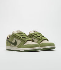 Nike SB x Yuto Horigome Dunk Low Pro Shoes - Asparagus / Legion Green - Light Khaki thumbnail