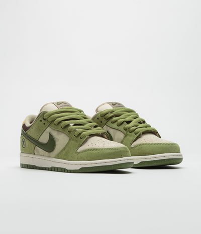 Nike SB x Yuto Horigome Dunk Low Pro Shoes - Asparagus / Legion Green - Light Khaki