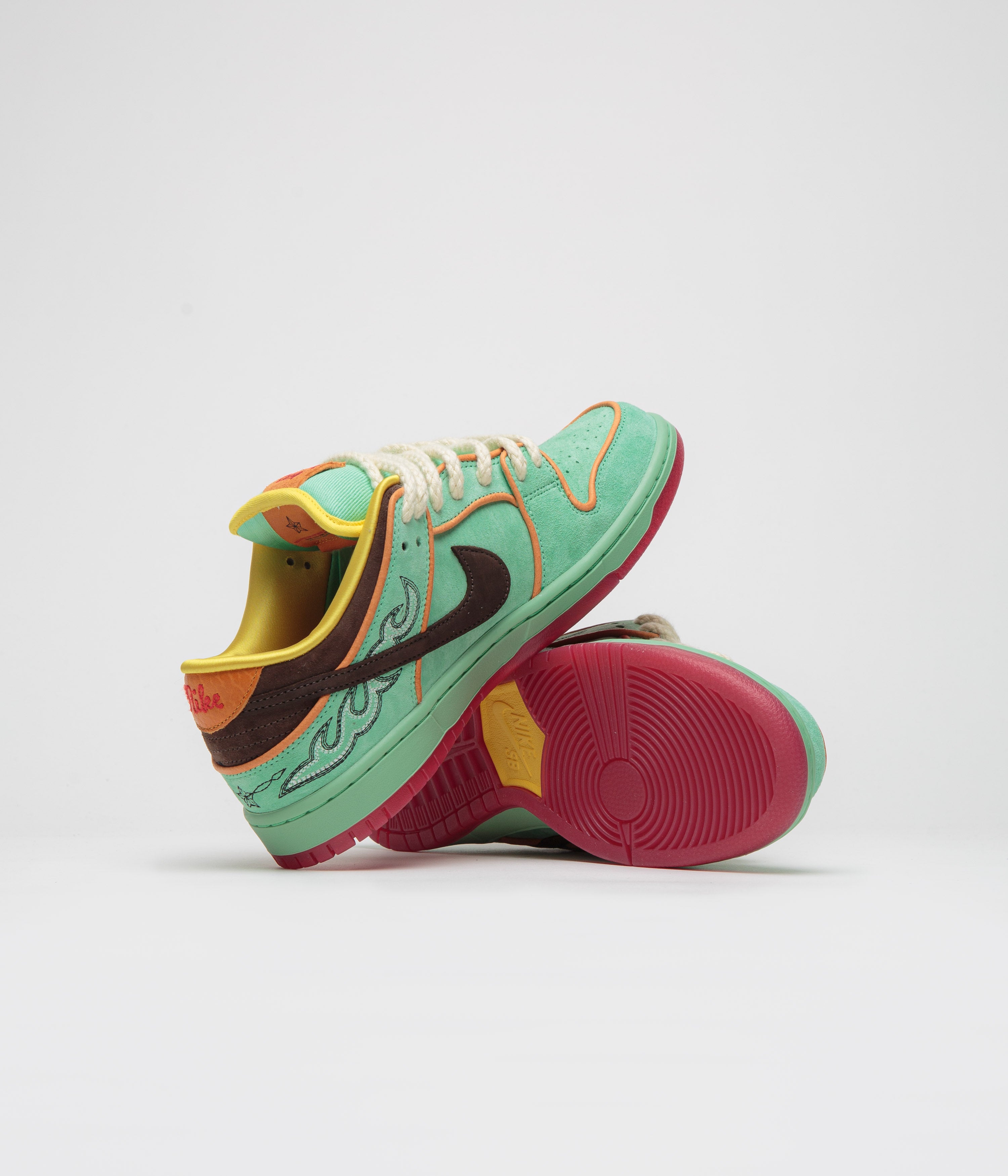 Nike SB Dunk Low Pro 'Rodeo' Shoes - Tourmaline / Baroque Brown - Mona ...