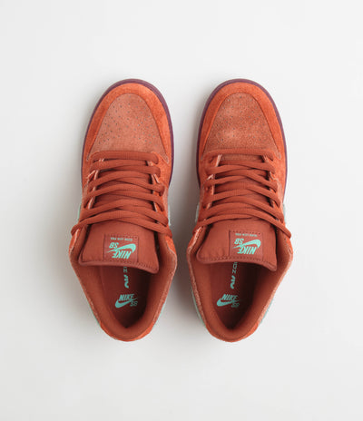 Nike SB Dunk Low Pro Premium Shoes - Mystic Red / Emerald Rise - Rugged Orange