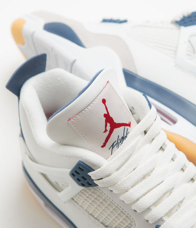 Nike SB x Air Jordan 4 Shoes - Summit White / White - Navy - Neutral Grey