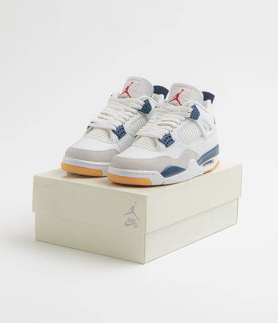 Nike SB x Air Jordan 4 Shoes - Summit White / White - Navy - Neutral Grey