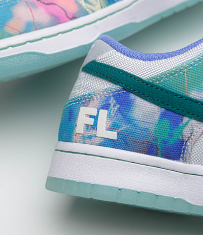 Nike SB x Futura Laboratories Dunk Low OG Shoes - Bleached Aqua / Geode Teal - White