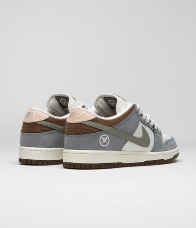 Nike SB x Yuto Horigome Dunk Low Pro Shoes - Wolf Grey / Iron Grey - Sail