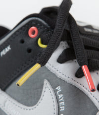 Nike SB Orange Label 'VX1000' Dunk Low Pro Shoes - Smoke Grey / Pure Platinum - Off Noir thumbnail