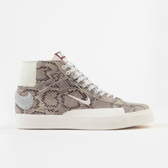 Nike SB x Soulland Blazer Mid Shoes - Light Bone / White - Pure Platinum